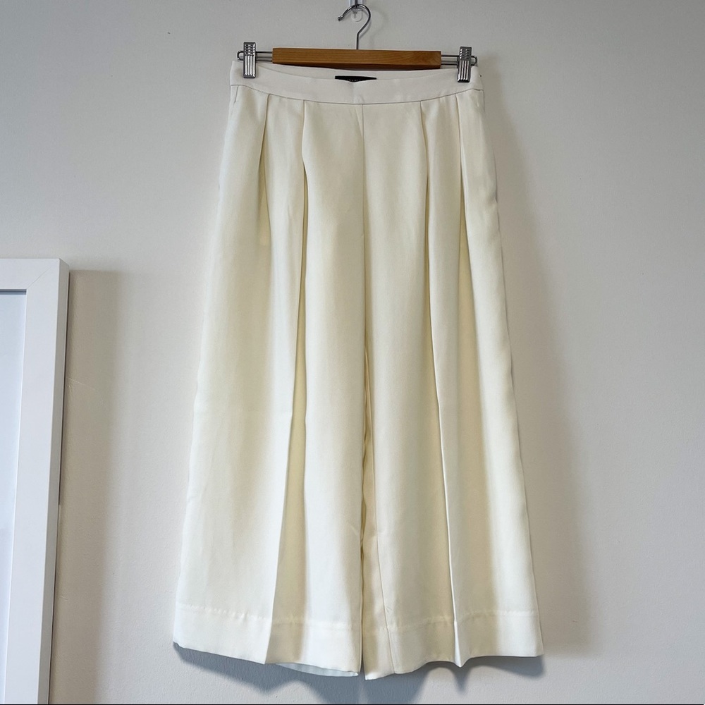 Banana Republic - Off White Wide Pants